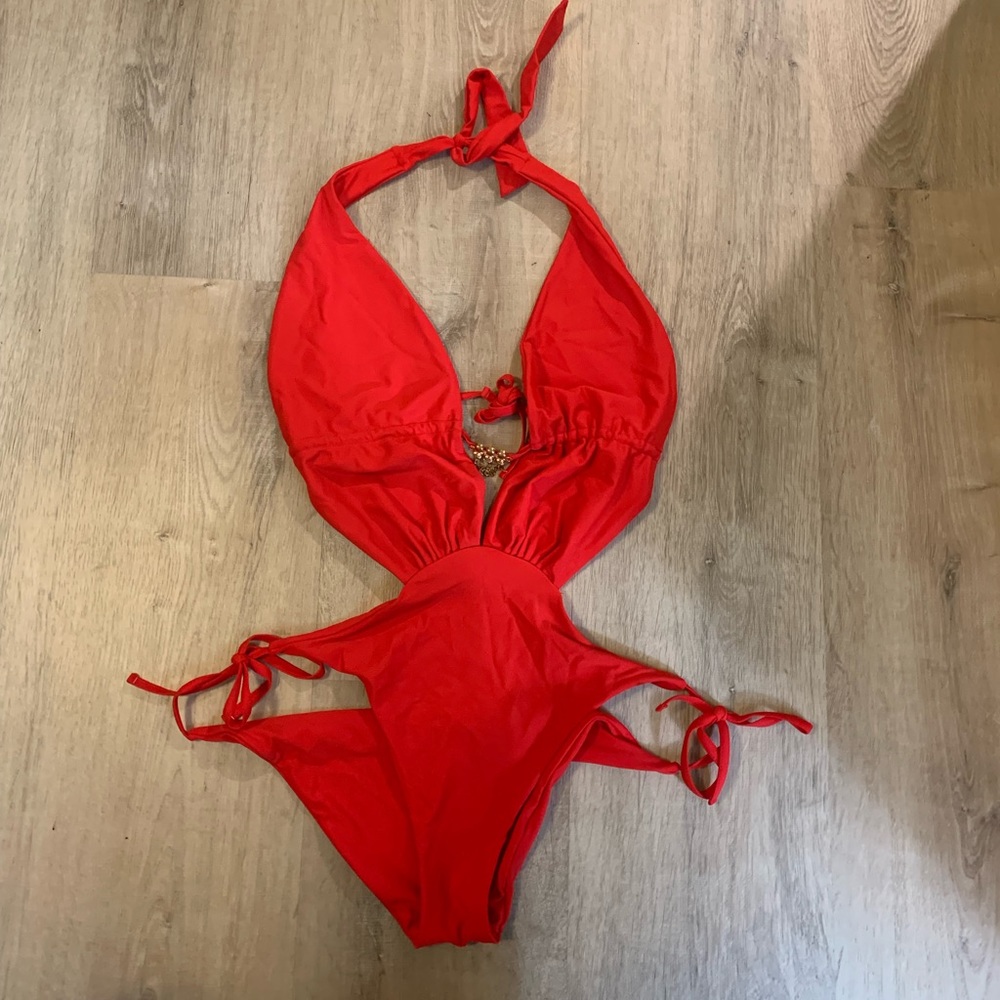 XL monokini red with skulls